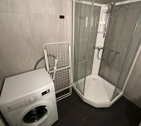 Apartament Moderne Sentral Med 3 Soverom - Saltus *